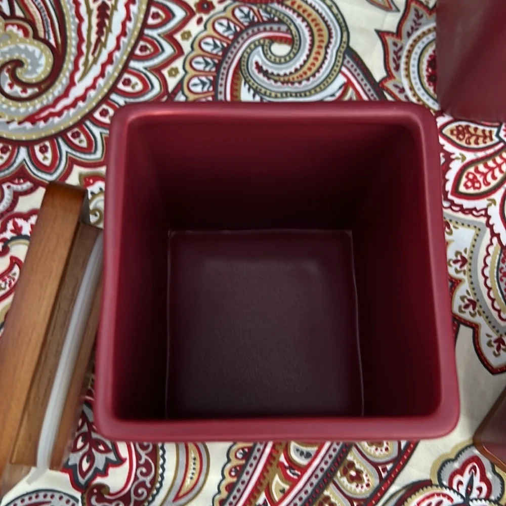 New Rae Dunn Burgundy Bathroom Toiletries 4 Piece Accessories Set